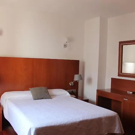 Acinipo Hotel 4*